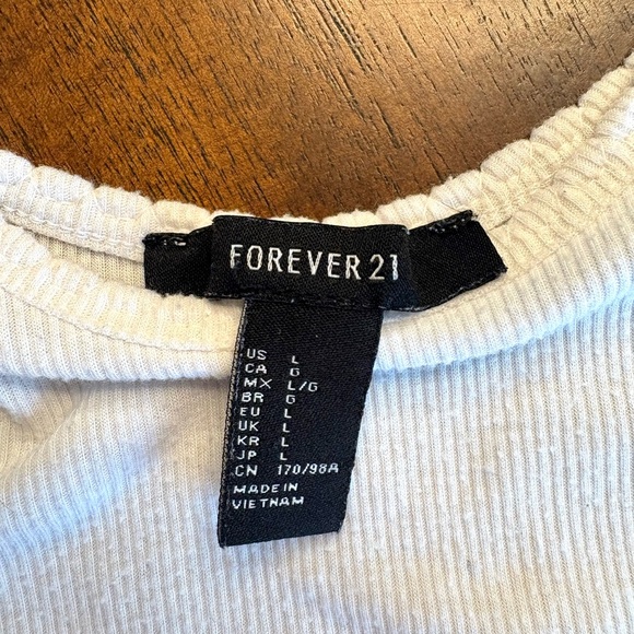 White Ribbed Women's Top - Picture 3 of 4